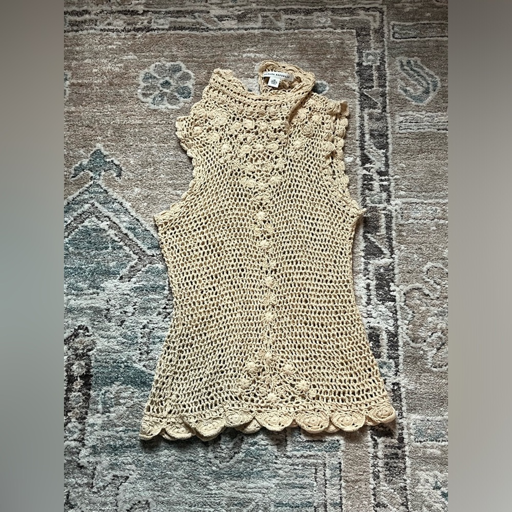 Banana republic crochet top. Women’s small.